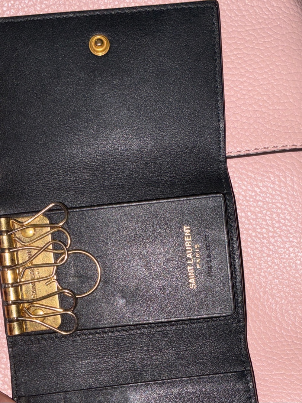 NEVER USED YSaint Laurent Black Leather Wallet with Red Heart Pattern & Gold YSL - Picture 3 of 3
